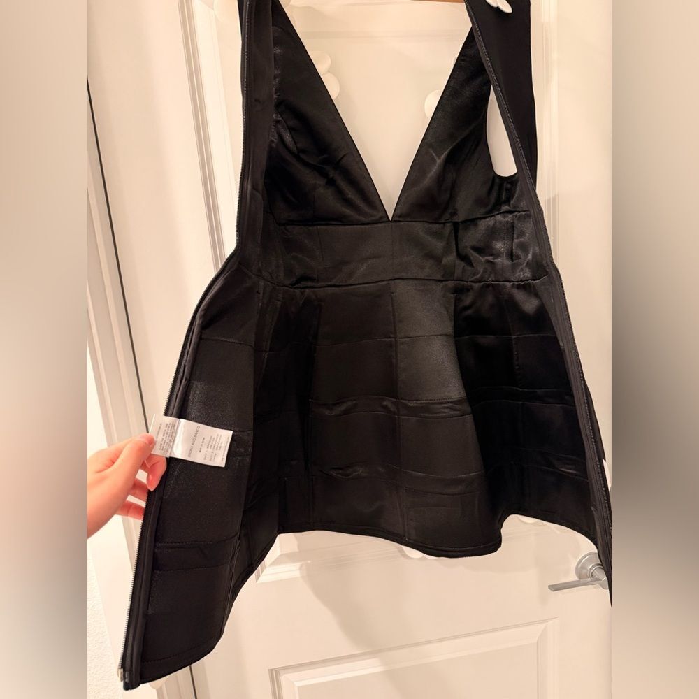 NWOT BRONX AND BANCO Estelle Black and White Mini Dress - Picture 8 of 16